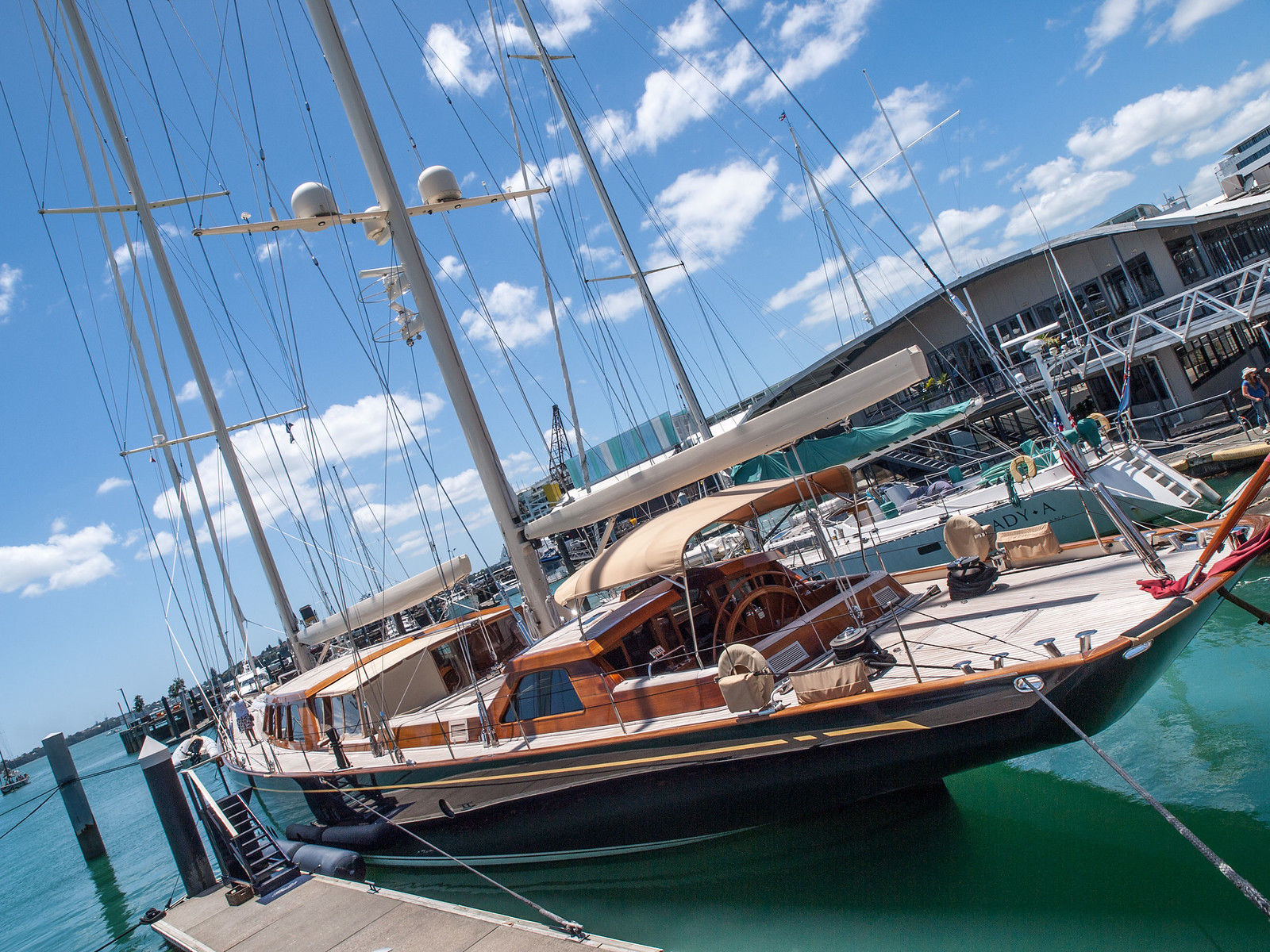 Boats at the Auckland docks, original featured photo|640