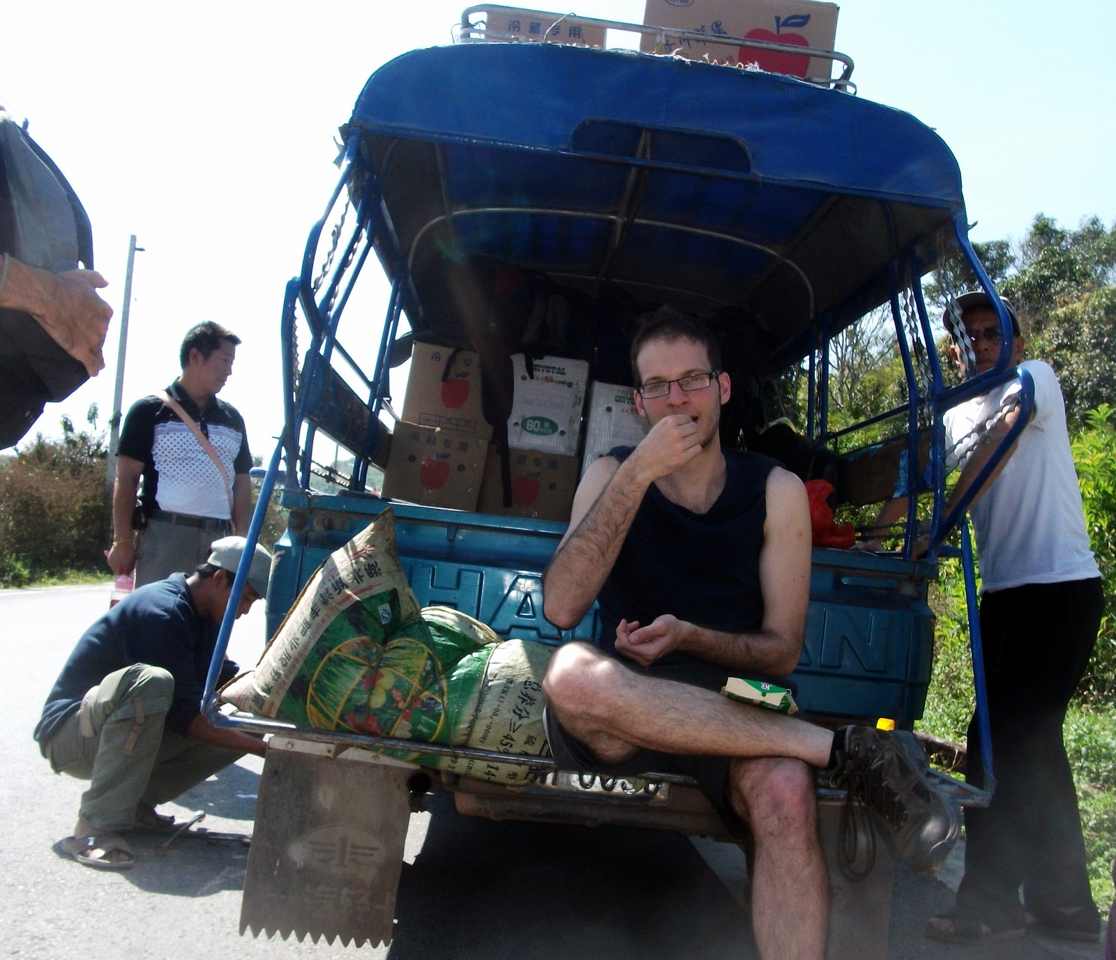 Shared transport in Laos|640